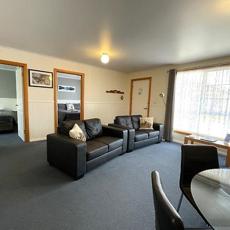 Castaway Holiday Apartments Strahan Dış mekan fotoğraf