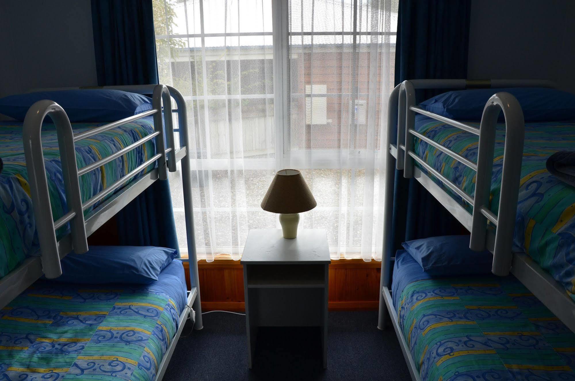 Castaway Holiday Apartments Strahan Dış mekan fotoğraf